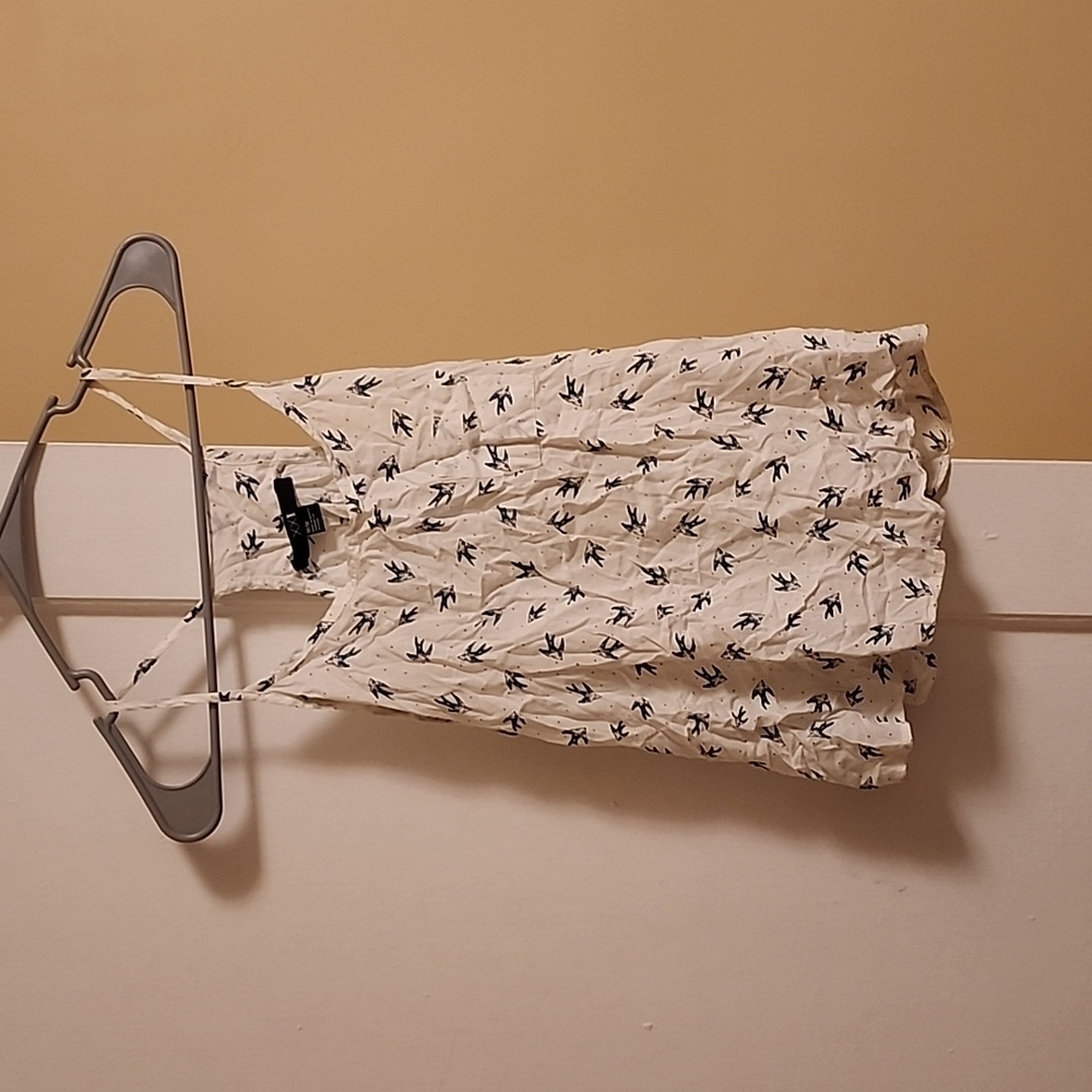 White, printed tank
